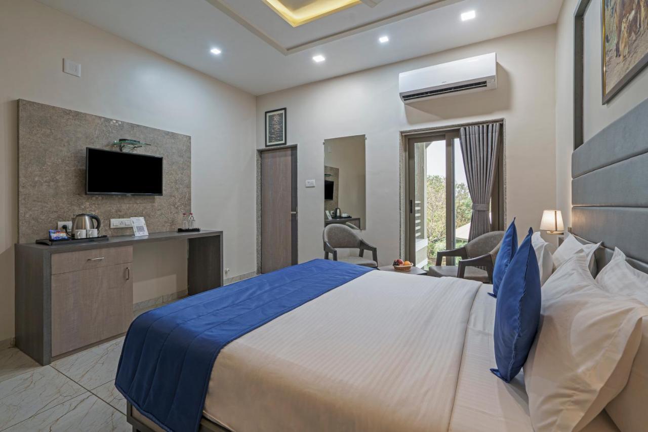 Sterling Gir Hotel Talala Exterior photo